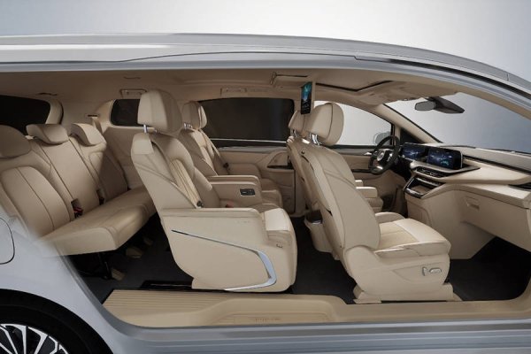 星合证券 别克GL8陆尚再添新色，“云柔米”“烟霞灰”内饰来袭，售价24.99万起