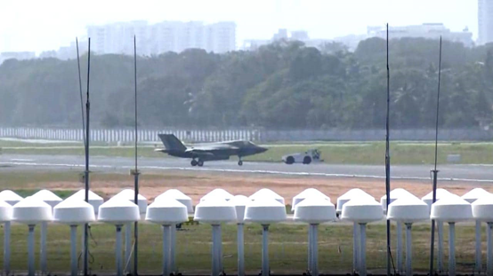 股鑫所 英国F-35B迫降印度，为何成印度与西方国家的“试金石”