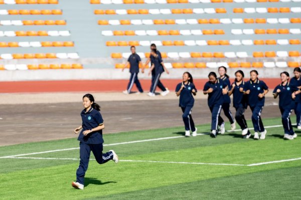 联美配资 专家热议教育部要求全面落实“体育每天2小时”